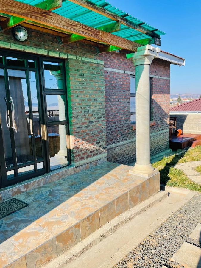 מאסרו Moh Ville Guest House מראה חיצוני תמונה
